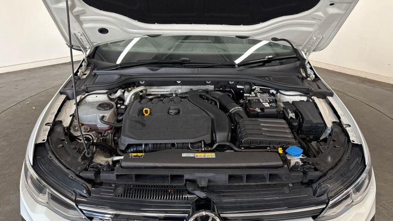 Volkswagen Golf 1.5 eTSI 150 R-Line 5dr DSG Petrol Hatchback